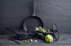 Fiskars Hard Face Grydesæt - 3 Dele -Hjem Forsyninger 3990 839db56f 52cf 4145 9ee0 c3ae7254208b